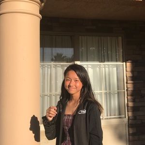 Meet your Posher, Laila